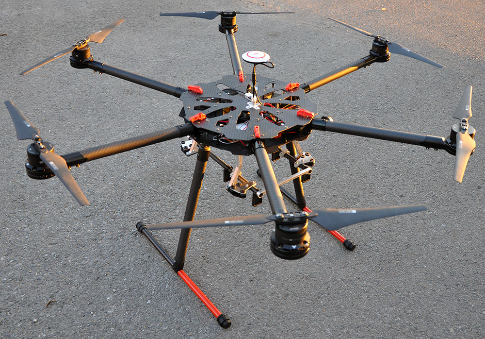 Profesjonalny dron DJI S900